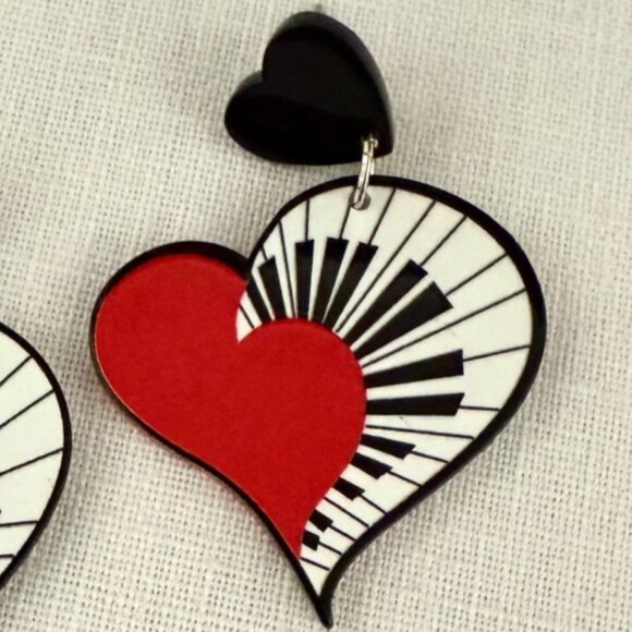 Piano Heart Earrings Black Red Music Lover Acrylic Dangle Earrings - Picture 3 of 10